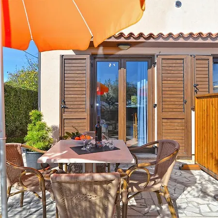 Ana 379 Apartman