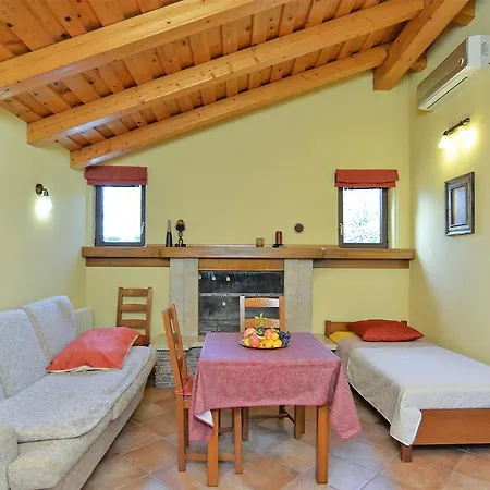 Ana 379 Apartman
