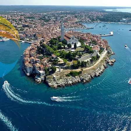 Ana 379 * Rovinj